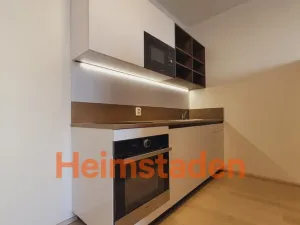 Pronájem bytu 1+kk, Plzeň - Jižní Předměstí, Magisterská, 29 m2