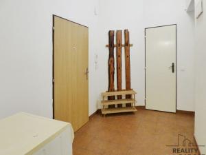 Pronájem bytu 2+kk, Praha - Vršovice, 28. pluku, 54 m2