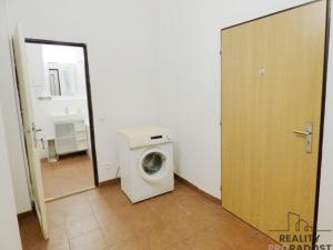 Pronájem bytu 2+kk, Praha - Vršovice, 28. pluku, 54 m2