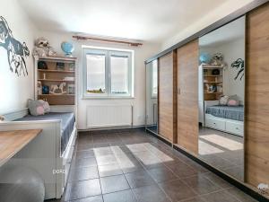 Prodej bytu 3+1, Vochov, 83 m2