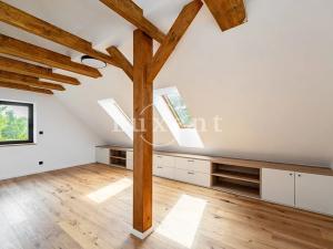 Prodej rodinného domu, Malšín, 320 m2