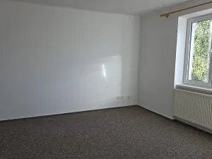 Pronájem bytu 2+1, Krnov, Hálkova, 54 m2
