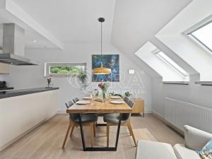 Prodej bytu 3+kk, Praha - Hrdlořezy, Mezilehlá, 114 m2