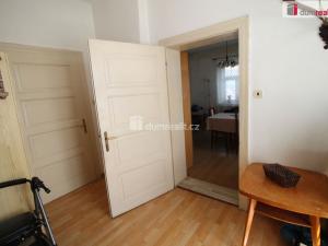 Prodej bytu 2+1, Mariánské Lázně - Úšovice, Na Průhonu, 76 m2
