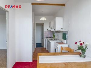 Prodej bytu 3+1, Praha - Stodůlky, Bellušova, 71 m2