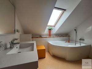Prodej rodinného domu, Římov, Strahovská, 260 m2