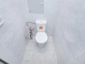 Pronájem bytu 4+1, Praha - Černý Most, Doležalova, 90 m2