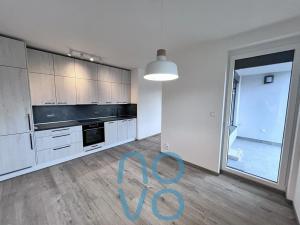 Pronájem bytu 1+kk, Praha - Vysočany, Pod Harfou, 41 m2