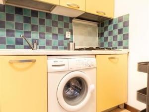 Pronájem bytu 2+kk, Praha - Žižkov, Blahníkova, 37 m2