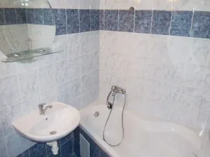 Pronájem bytu 1+kk, Praha - Vysočany, Spojovací, 23 m2