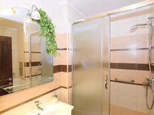 Pronájem bytu 2+1, Praha - Hlubočepy, Voskovcova, 48 m2