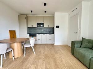 Pronájem bytu 2+kk, Praha - Stodůlky, Hábova, 57 m2