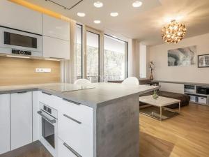 Pronájem bytu 2+kk, Praha - Smíchov, Pod Kesnerkou, 53 m2