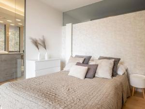 Pronájem bytu 2+kk, Praha - Smíchov, Pod Kesnerkou, 53 m2