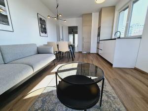 Prodej bytu 3+kk, Praha - Horní Měcholupy, Milánská, 67 m2