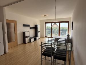 Pronájem bytu 2+kk, Pardubice - Polabiny, Labský Palouk, 64 m2