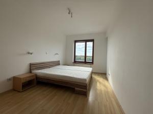 Pronájem bytu 2+kk, Pardubice - Polabiny, Labský Palouk, 64 m2
