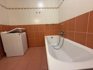 Pronájem bytu 2+kk, Pardubice - Polabiny, Labský Palouk, 64 m2