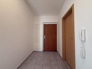 Pronájem bytu 2+kk, Pardubice - Polabiny, Labský Palouk, 64 m2