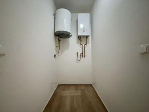 Pronájem bytu 1+1, České Budějovice - České Budějovice 5, Dobrovodská, 46 m2
