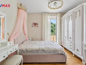 Prodej bytu 4+1, Karlovy Vary, Nebozízek, 130 m2