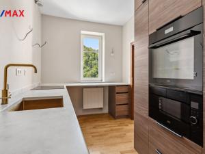 Prodej bytu 4+1, Karlovy Vary, Nebozízek, 130 m2
