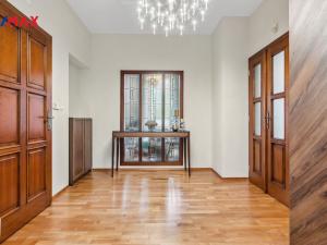 Prodej bytu 4+1, Karlovy Vary, Nebozízek, 130 m2