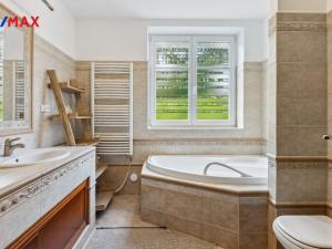 Prodej bytu 4+1, Karlovy Vary, Nebozízek, 130 m2