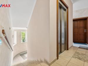 Prodej bytu 4+1, Karlovy Vary, Nebozízek, 130 m2