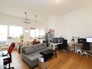 Pronájem bytu 3+kk, Praha - Vršovice, Uzbecká, 106 m2