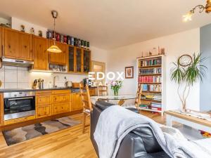 Prodej bytu 3+kk, Praha - Hostivař, náměstí Přátelství, 67 m2