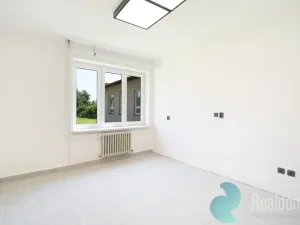 Pronájem kanceláře, České Budějovice, Školní, 610 m2