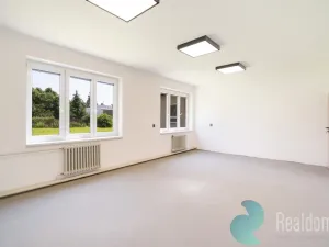 Pronájem kanceláře, České Budějovice, Školní, 610 m2