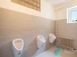 Prodej kanceláře, České Budějovice, Školní, 1260 m2