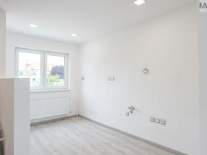 Prodej rodinného domu, Radonice, 152 m2