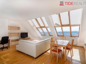 Pronájem bytu 4+kk, Praha - Vinohrady, U Havlíčkových sadů, 130 m2