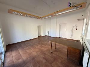 Pronájem obchodního prostoru, Kraslice, 5. května, 27 m2