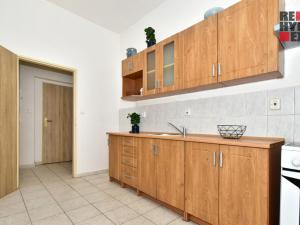 Prodej bytu 2+1, Milovice - Mladá, Zátopkova, 58 m2