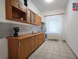 Prodej bytu 2+1, Milovice - Mladá, Zátopkova, 58 m2