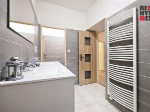 Prodej bytu 2+1, Milovice - Mladá, Zátopkova, 58 m2
