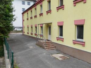 Prodej bytu 2+1, Milovice - Mladá, Zátopkova, 58 m2
