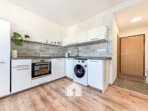 Pronájem bytu 1+1, Ústí nad Labem, Peškova, 35 m2