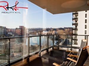 Pronájem bytu 2+kk, Praha - Holešovice, Sanderova, 72 m2