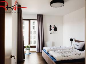 Pronájem bytu 2+kk, Praha - Holešovice, Sanderova, 72 m2