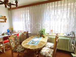 Prodej obchodního prostoru, Píšť, 180 m2