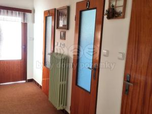 Prodej obchodního prostoru, Píšť, 180 m2