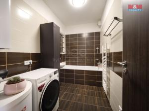 Prodej bytu 3+kk, Praha - Cholupice, Podchýšská, 70 m2