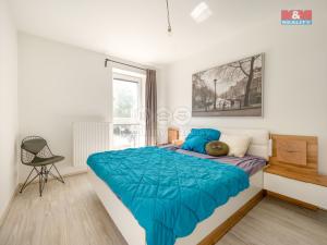 Prodej bytu 3+kk, Praha - Cholupice, Podchýšská, 70 m2