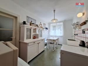 Prodej bytu 3+1, Ostrov, Masarykova, 76 m2