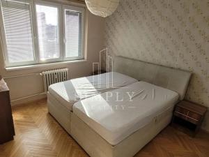 Pronájem bytu 2+kk, Praha - Libeň, náměstí Na Balabence, 50 m2